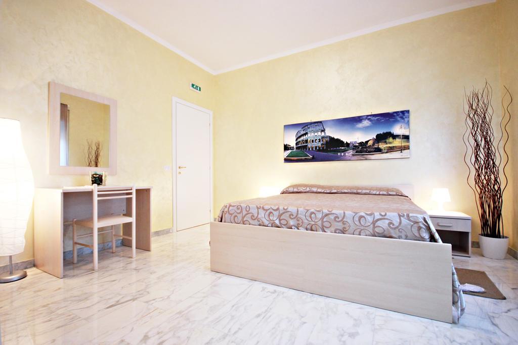 Guesthouse Holiday And Roma Quarto foto